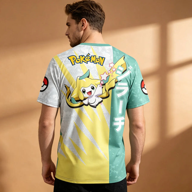 Camiseta de hombre con estampado completo Jirachi de Pokémon, texto japonés, color dividido, transpirable, de secado rápido, cuello redondo de alta elasticidad, estilo anime urbano