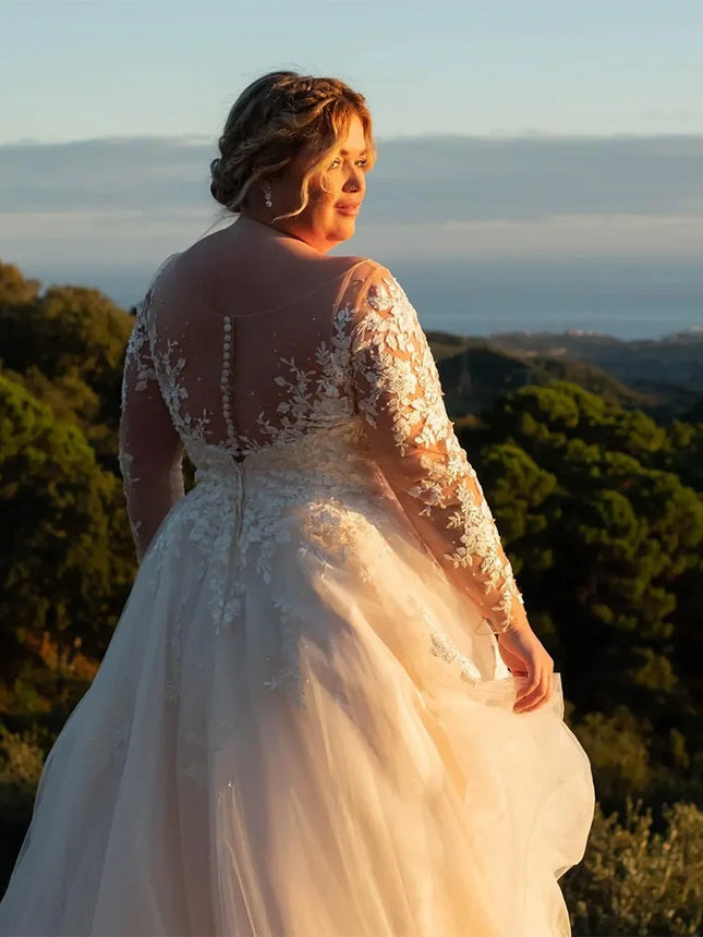 Elegantes A-Linien-Brautkleid in Übergröße, O-Ausschnitt, lange Ärmel, Applikationen, bodenlang, Brautkleid, Hochzeitskleid, individuell anpassbar