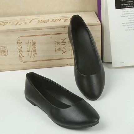 Candy Color Loafers Summer Ladies Flat Shoes Patent Leather Women Flats Comfortable Slip On Shoes Woman Plus Size EU42 WSH2215