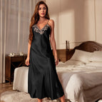 Black Nightgown / L