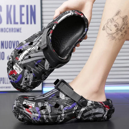 Plus Size  Summer Men Sandals Clogs Outdoor Garden Clogs Hole Shoes Male Casual Shoes Water Shoes Comfort Home Soft Slippers