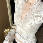WHITE / S