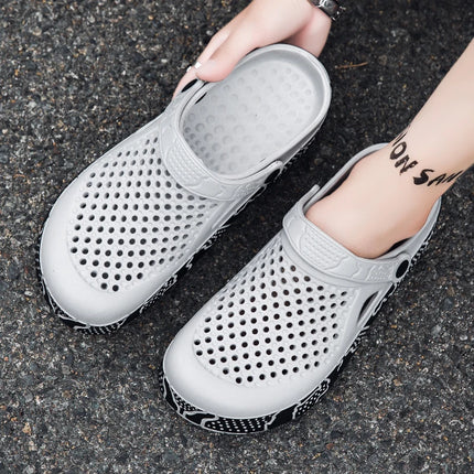 Men's EVA Clogs Sandals Breathable Lightweight Non-slip Summer Beach Shoes for Boys Trendy Outdoor Slipper