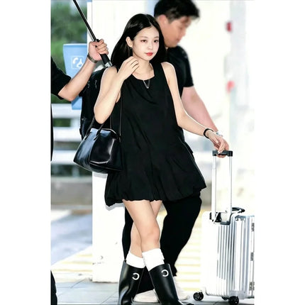 26SS Fashion High-Top Boots, 2026 New Rain Boots, Retro Fashion Design Mid-Calf, Anti-Slip Round-Tip Style, Knight Style Knee-Length Black Long Boots, Double-C Logo Design Women's Boots, Form-fitting Ankle Boots. High-end Bra