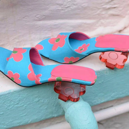 Retro Style Pink Floral Print Mule Sandals Playful Daisy Pattern Clear Acrylic Flower Heel Round Toe Design Summer Casual Daily