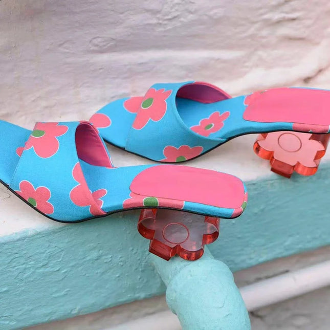 Retro Style Pink Floral Print Mule Sandals Playful Daisy Pattern Clear Acrylic Flower Heel Round Toe Design Summer Casual Daily