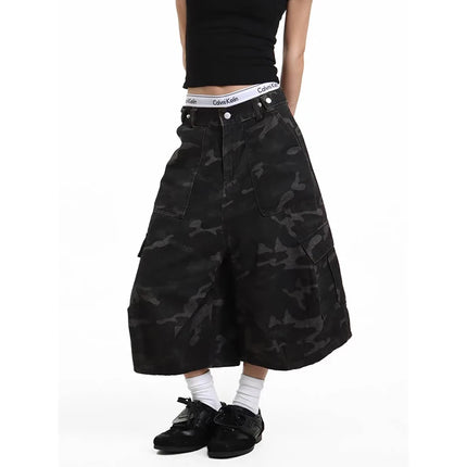YIBASHU Women Cargo Short Jeans American Vintage Y2K 2000s Streetwear Camouflage Wide Leg Pants Summer Knee Length Denim Shorts