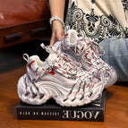 White and red / 36