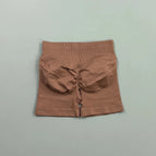 Brown / M