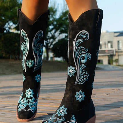 Retro Women Boot Fashion Women Knight Boots Embroidered Long Tube Boots Western Cowboy Waterproof Cold Resistant Designer Shoes