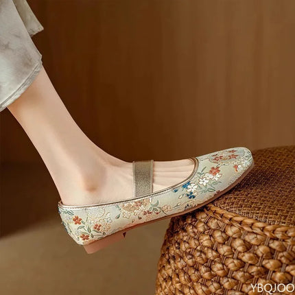 Luxury Embroidered Low Heels Square Head Flats Women Elegant minimalist shoes Fashionable versatile Summer new  soft-soled shoes