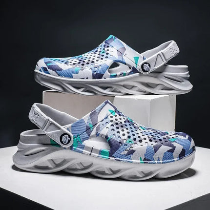 Flat Sandals Men Shoes EVA Slippers Garden Platform Sandals Man Summer Sandals New Male Sneakers Outdoor Flip Flops Home Clogs