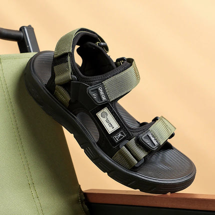 A Pair of Men's New Summer Casual Shoes, Fashionable and Trendy Sports Wear-Resistant Sandals, Cool Beach Shoes