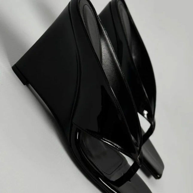 Black Square-toe Wedge Flip-flops 2026 New Niche Lightweight High Heels for Women