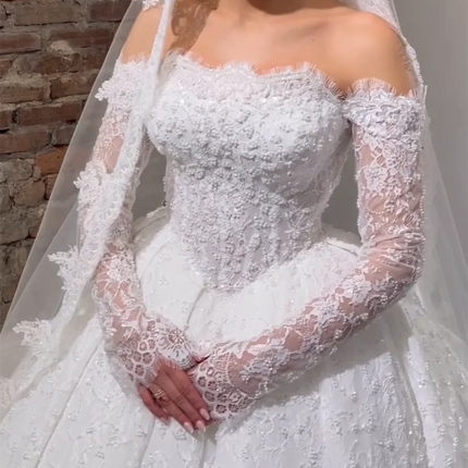 Luxury Off Shoulder  Princess Ball Gown Wedding Dress Long Sleeve Sparkly Pearl Lace Bridal Gown Wedding vestido de noiva