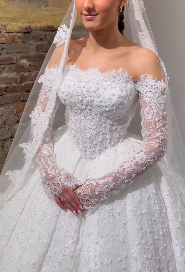 Luxuriöses schulterfreies Prinzessinnen-Ballkleid Hochzeitskleid Langarm Glitzernde Perlen Spitze Brautkleid Hochzeit vestido de noiva