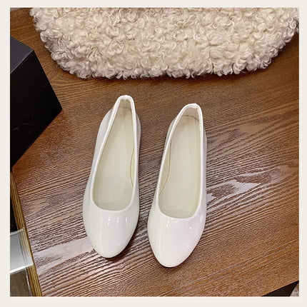 Candy Color Loafers Summer Ladies Flat Shoes Patent Leather Women Flats Comfortable Slip On Shoes Woman Plus Size EU42 WSH2215