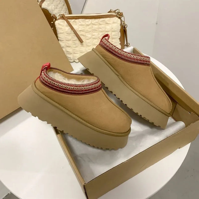 Snow Boots Women 2026 Winter New Short Cashmere Warm Thick-soled Shoes Without Heels Wool Half Slippers Women's Cotton Shoes