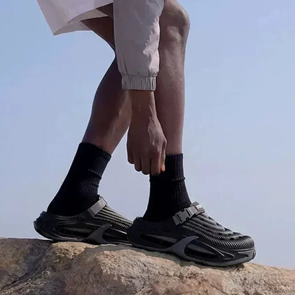 Outdoor Beach Thick Bottom Sandals Men 2026 Summer Eva Soft Sole Platform Clogs Men Comfortable Non Slip Sport Sandals Couple