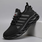 Black / 40