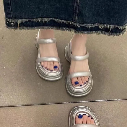 Women's Slippers Fashion Thick-soled Casual Sandals 2025 Summer New Beach Slippers for Women Platform Sandals Sandalias De Mujer
