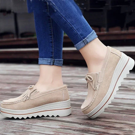 Women Cow Suede Casual Shoe Wedge Platform Height Increasing Single Shoes Tassel Muffin Shake Loafers Mother Walking Shoes 35-42