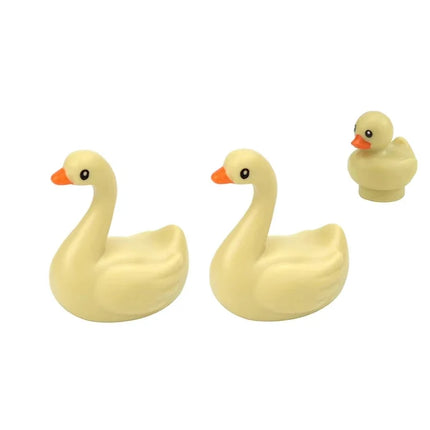 MOC Animal Scene Building Blocks Cats Dogs Sheep Pigs Chickens Eagle Parrots Dolphin Zoo Fram Accessories DIY Toys Bricks T14
