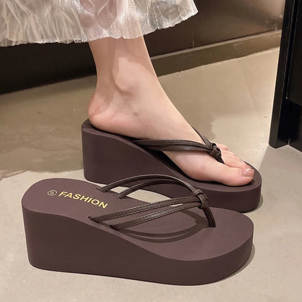 Summer Fashion Thick Bottom Beach Flip-Flops Women Clip Toe Vacation Platform Slippers Woman 2026 Sexy Starp High Heels Slippers