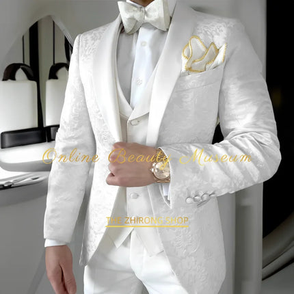 Classy Men's White Jacquard Suit 3pcs Jacket Vest Pants Set Shawl Lapel Elegant Attire for Wedding Cocktail Business Ball Party