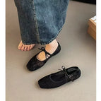 black / 40