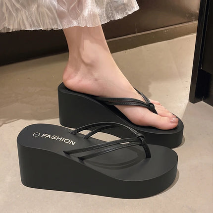 Summer Fashion Thick Bottom Beach Flip-Flops Women Clip Toe Vacation Platform Slippers Woman 2026 Sexy Starp High Heels Slippers