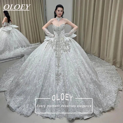 OLOEY Luxury Princess Wedding Dress Lace Crystals Sweetheart Neck Bridal Gown With Sleeves Women's Quinceanera Dress Customized