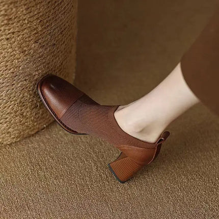 Retro Women's Shoes Square Head French High Heels Women's Ankle Boots Deep Cut Single Shoes 2026 Spring New Small Leather Shoes