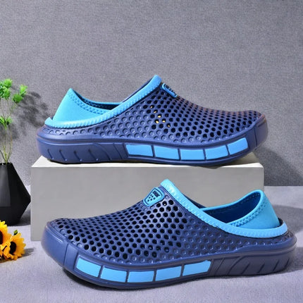 Men's lightweight casual slip-on sandals, non-slip indoor and outdoor beach clogs, simple solid color slip-on shoes