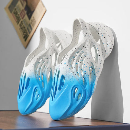 Summer New Couple Hole Shoes Beach Sandals Plus Size Korean Fashion Versatile Casual Men's Slippers Platform Sandals