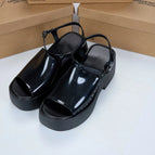 black / 40