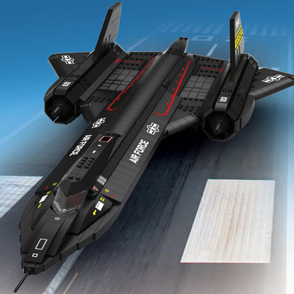 1733PCS SR-71 Blackbird Fighter Building Blocks Military Aircraft Model Bricks Set Collection Display Kids Toys Holiday Gifts