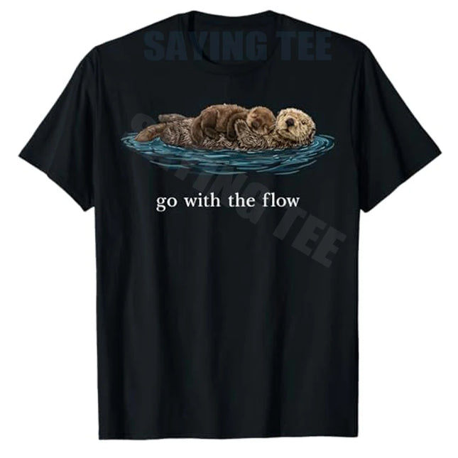 Camiseta de Nutria Marina "Go with The Flow" Y2k Gráfico para Amantes de los Perros Sudadera de Moda Urbana Blusas de Manga Corta de Verano Personalidad