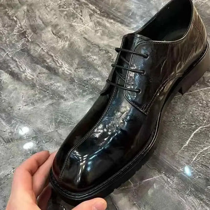 2025 New exquisite light luxury versatile handsome personality high sense cool men's pure leather casual and comfortable shoes