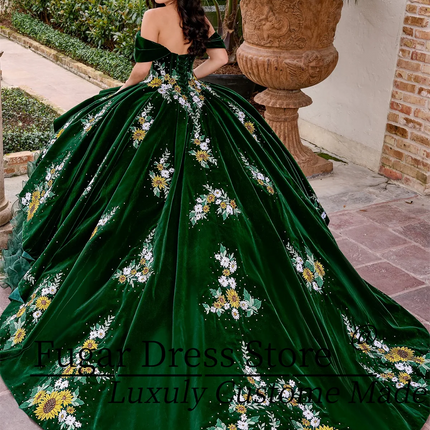 Elegance Velvet Quinceanera Dress Colorful Flower Decals Rich Folded Edges Layered Layer By Layer Sweet 16 Vestidos De 15 Anos