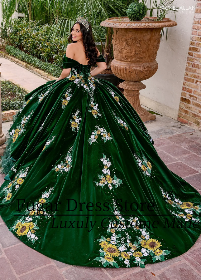 Eleganz Samt Quinceanera Kleid Bunte Blumenapplikationen Reich Gefaltete Kanten Schicht Für Schicht Süße 16 Vestidos De 15 Años