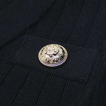 SML Black And White High-quality Fashionable Elastic Knitted Fabric Button Decoration Short Sleeved Slim Fitting Women's T-shirt