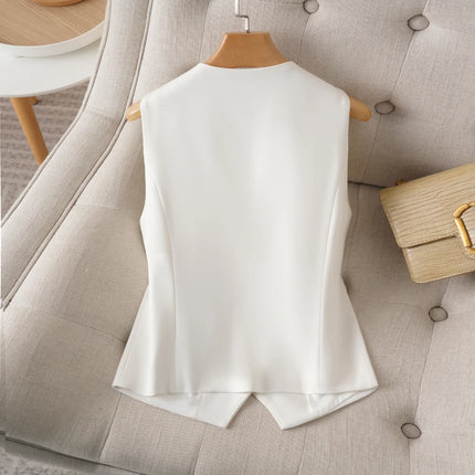 Single-Breasted Short V Neck Sleeveless Suit Vest for Women in Spring and Autumn Fashionable Workplace Elegant Slimming Look Wome