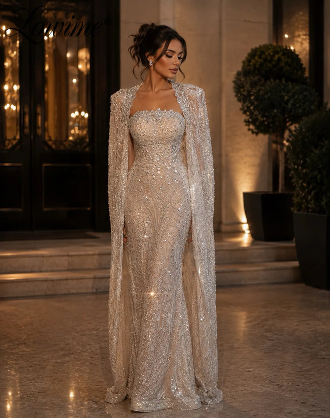 2026 Elegante maßgeschneiderte zweiteilige Champagner-Abendkleider mit langer Kapuzenärmel, Meerjungfrauen-Design, trägerlos, arabische Dubai-Ballkleider für Partys