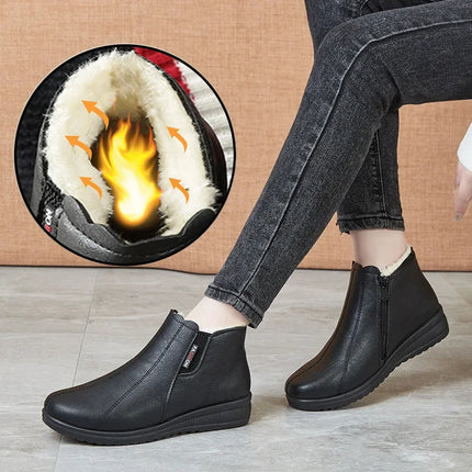 Hot Selling Soft Leather Women Shoe Winter Soft Soled Midd-leaged Elderly Ankle Boot Mom Cotton Plush Women Boot Leather Shoes