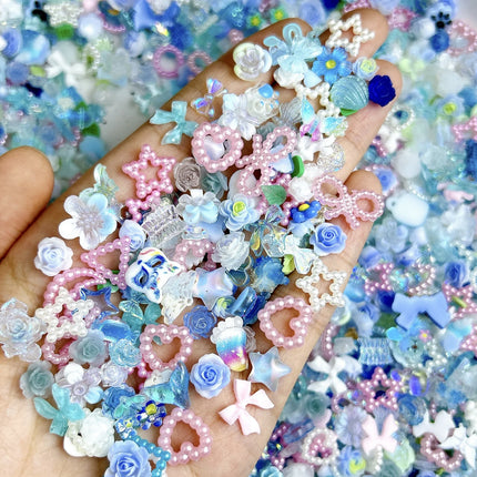 100Pcs/Bag Cute Bow Flower Star Heart Nail Charms Randomly Mixed Sweet Hollow Pearl Heart Nail Art Decorations Accessories
