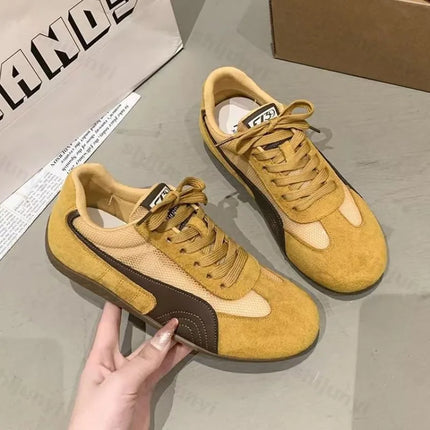 Women's Flat Casual Sports Shoes 2025 Comfortable Non Slip Outdoor Casual Shoes Mesh Breathable Soft Sole Retro Female Sneakers