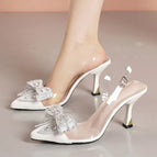 WHITE / 39