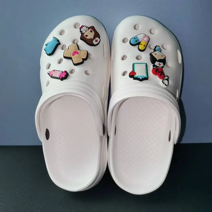 Woman Slippers With Halloween Charms Sandals Women Flip Flops Designer Shoes White Black Clogs Beach Comfortable Platform Mules