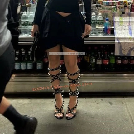 Snake Shaped Wrap Sandals Open Toe Thin Med Heels Solid Summer Cross Straps Sandals New Style Mid Calf Women Shoes Designer Sexy